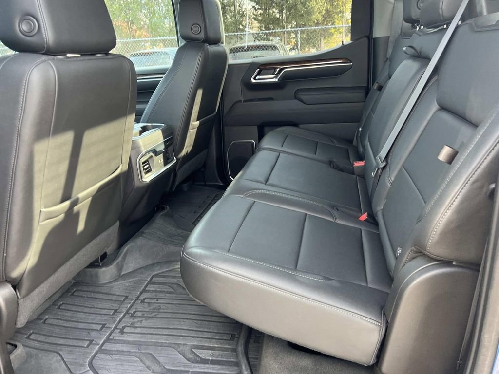 Used 2022 GMC Sierra 1500 Elevation w/ Elevation Premium Package image 11