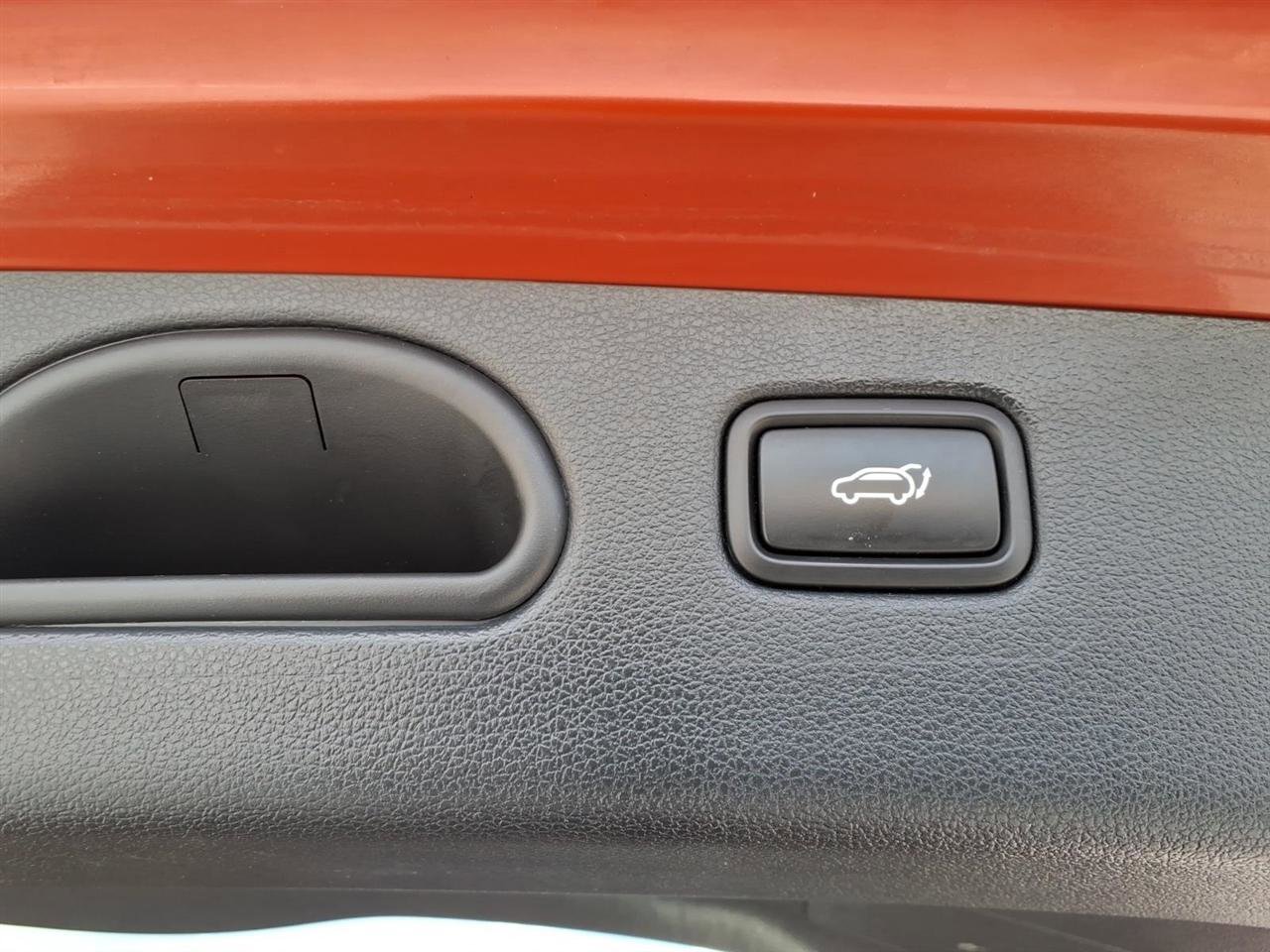 Used 2016 Hyundai Tucson Limited w/ Option Group 03 image 8