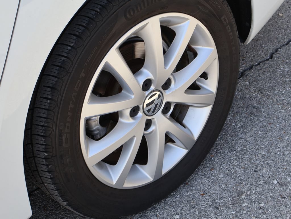 Used 2014 Volkswagen Jetta SE FWD image 37