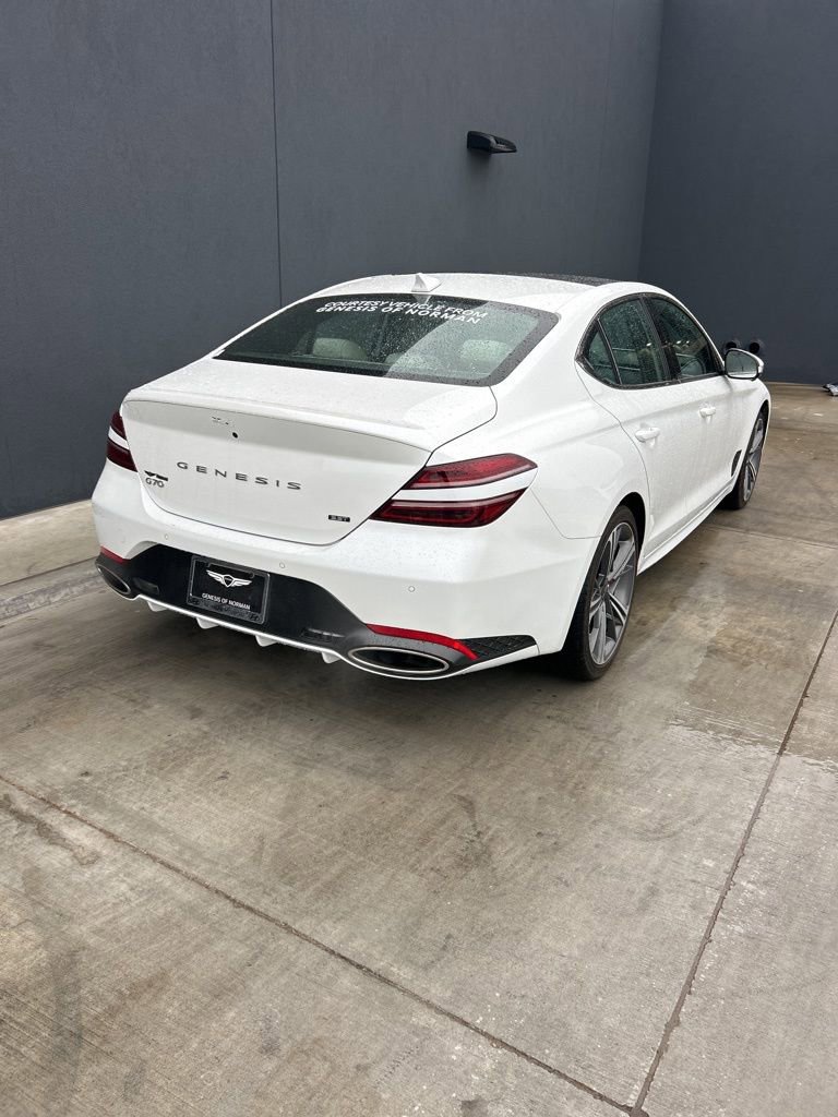 Used 2025 Genesis G70 3.3T Advanced w/ Sport Prestige Package image 4