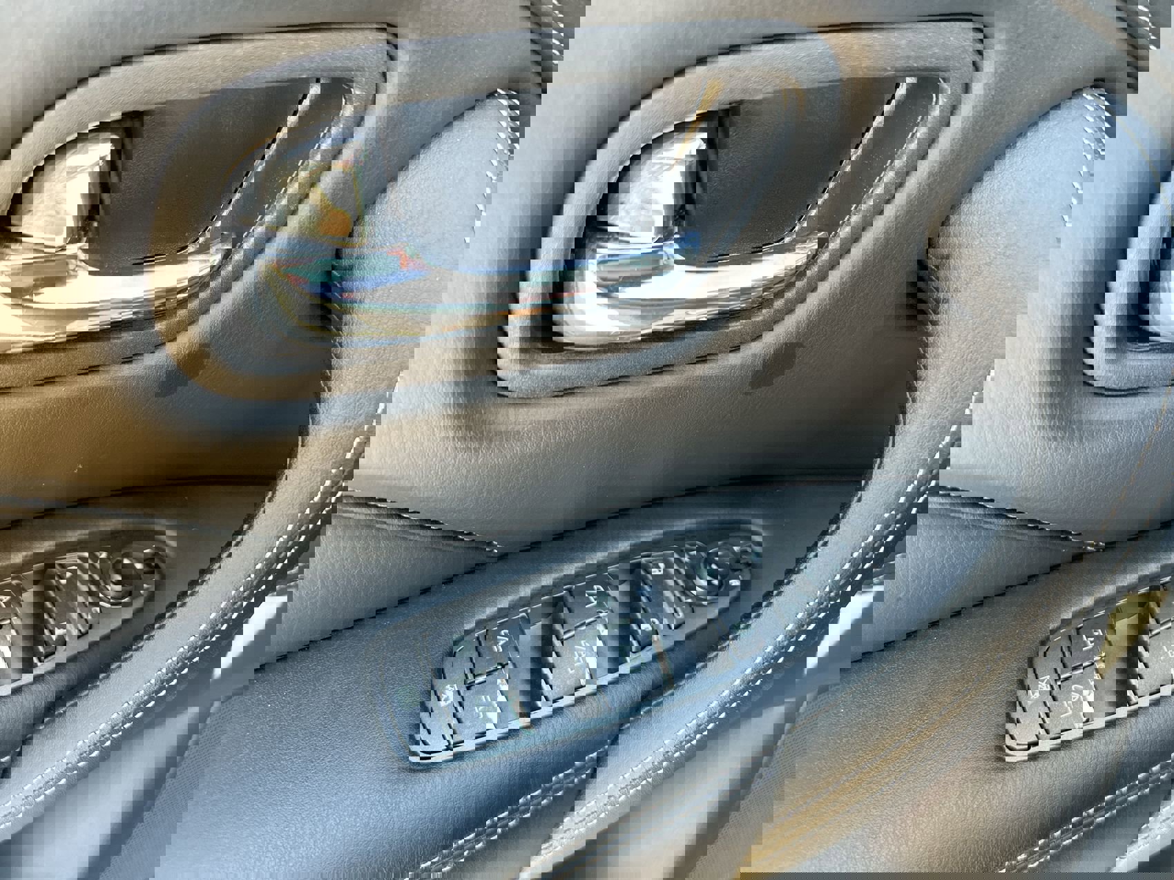 Used 2024 INFINITI QX80 Luxe image 22