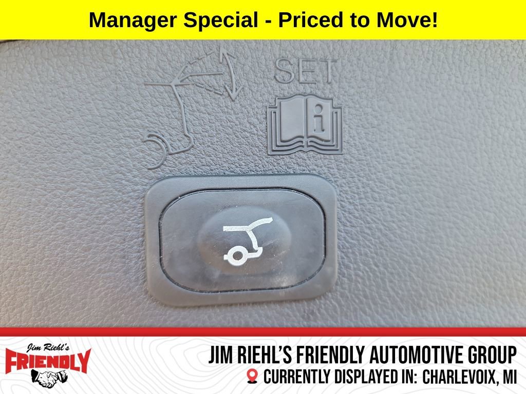 Used 2016 Ford Escape Titanium image 30