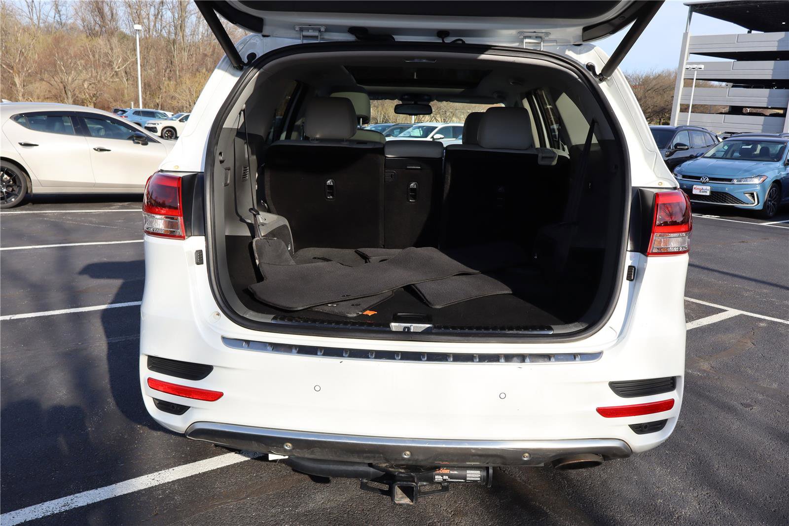 Used 2017 Kia Sorento SX image 5