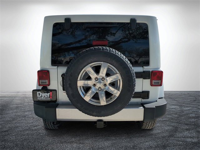 Used 2017 Jeep Wrangler Unlimited Sahara w/ Connectivity Group image 5