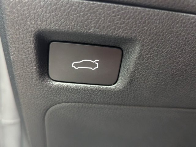 Used 2024 Kia K5 GT-Line w/ GT-Line Premium Package FWD image 12