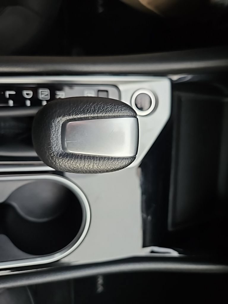 Used 2024 Nissan Altima 2.5 SV FWD image 18