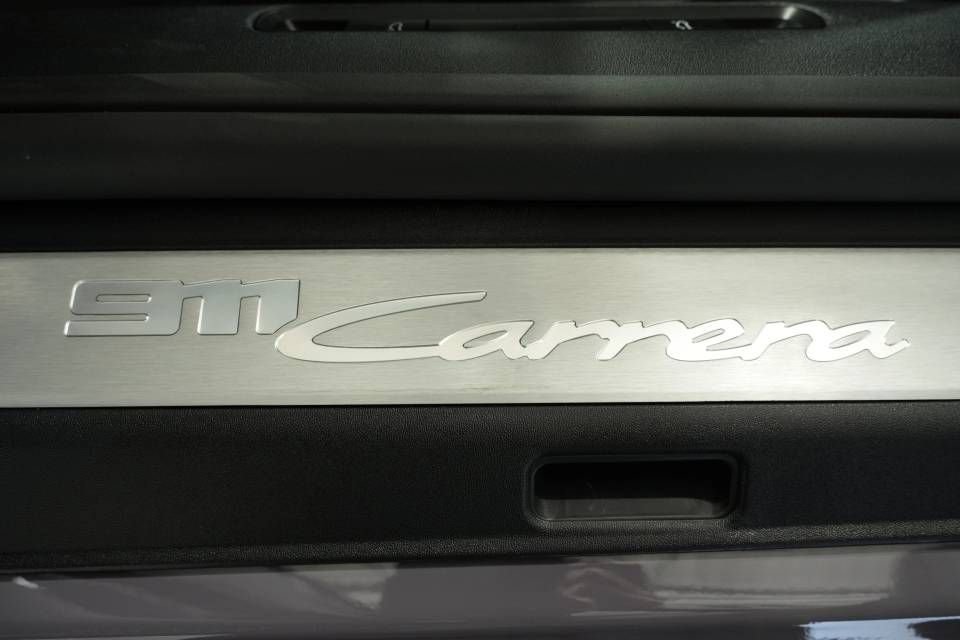 Certified 2026 Porsche 911 Carrera image 33