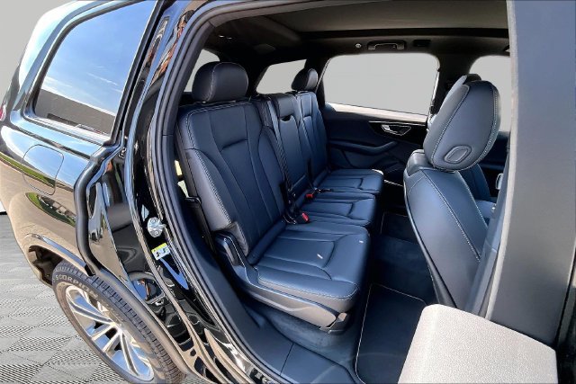 New 2026 Audi Q7 2.0T Premium AWD/4WD image 25