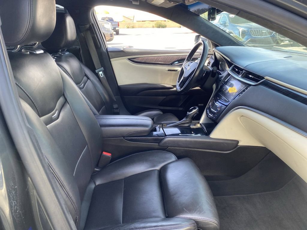 Used 2016 Cadillac XTS Platinum image 13