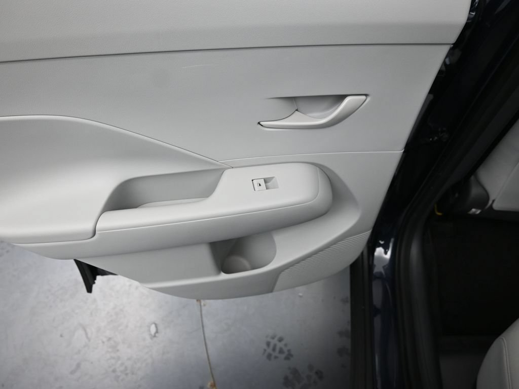 Used 2026 Hyundai Kona SEL Sport AWD/4WD image 31