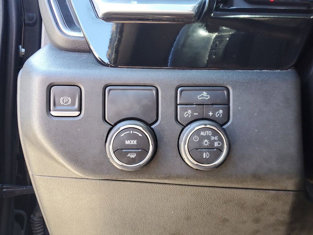 Used 2022 Chevrolet Silverado 1500 RST w/ Texas Edition Plus RWD image 19