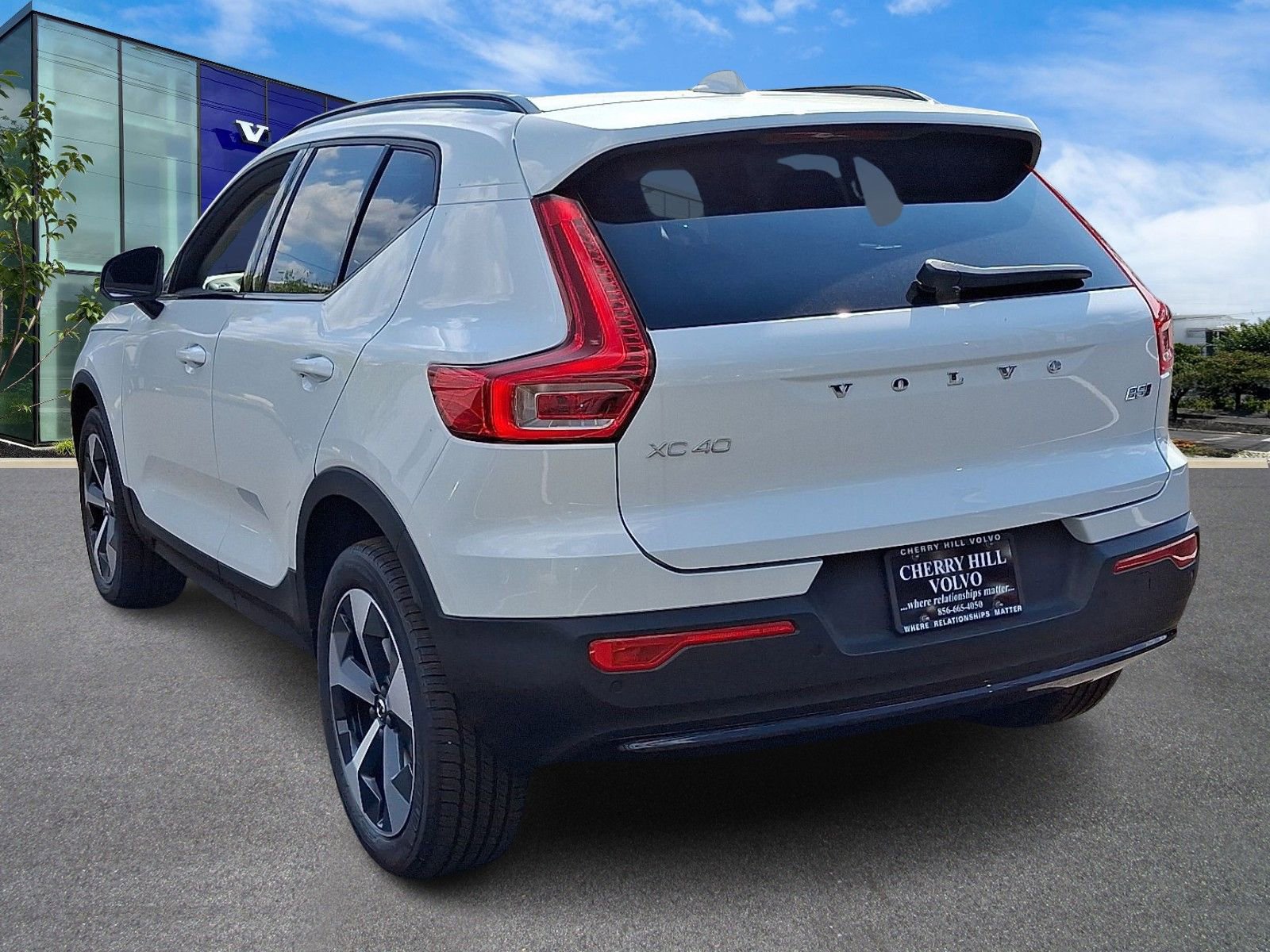 New 2026 Volvo XC40 B5 Plus w/ Protection Package Premier image 4