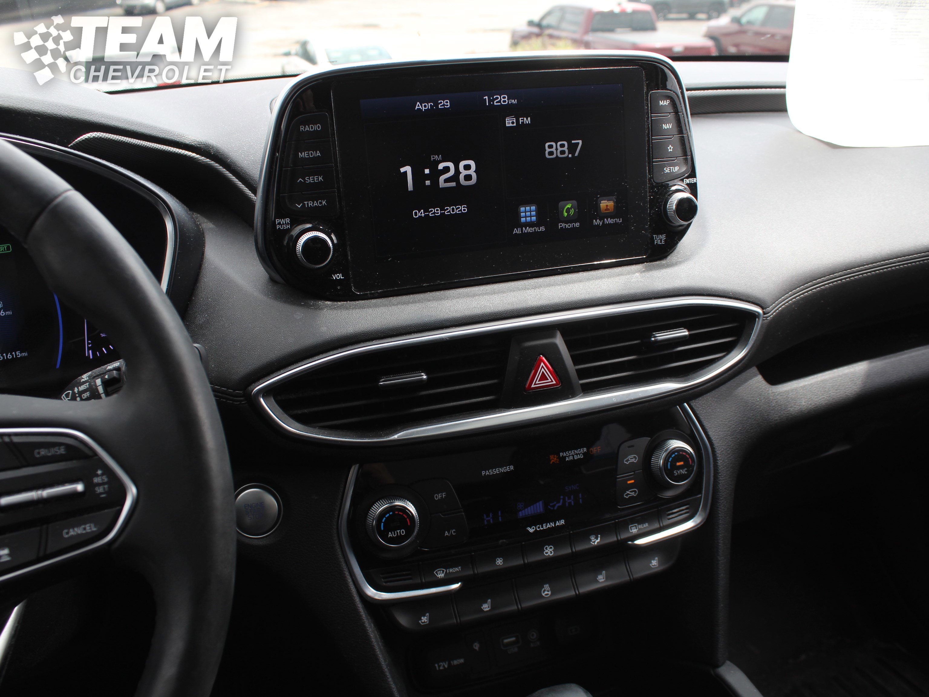 Used 2020 Hyundai Santa Fe Limited AWD/4WD image 17