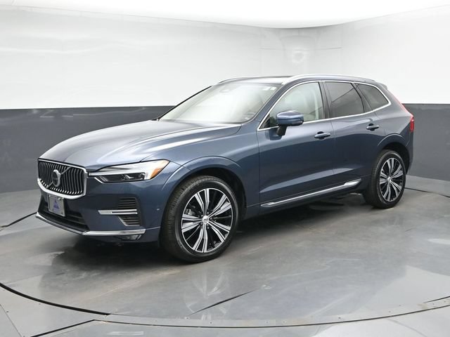 Used 2023 Volvo XC60 B5 Plus w/ Climate Package AWD/4WD image 4