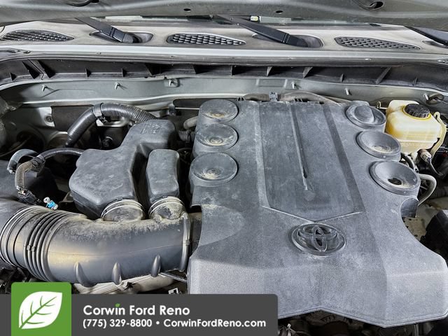 Used 2010 Toyota FJ Cruiser 4WD image 26