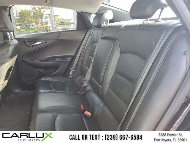 Used 2020 Chevrolet Malibu LT w/ Leather Package FWD image 15