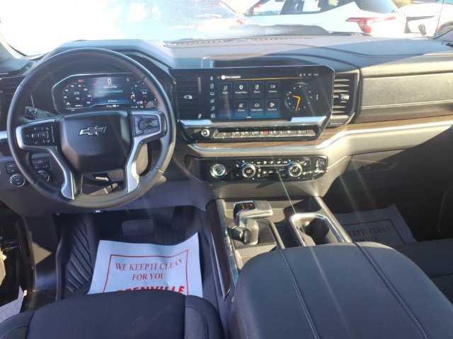 Used 2024 Chevrolet Silverado 1500 LT Trail Boss w/ Protection Package AWD/4WD image 10