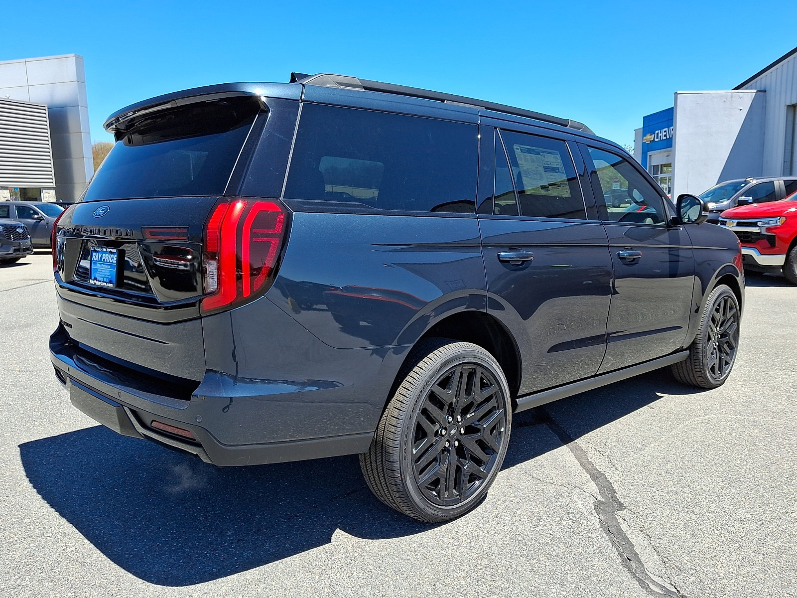 New 2026 Ford Expedition Platinum AWD/4WD image 4