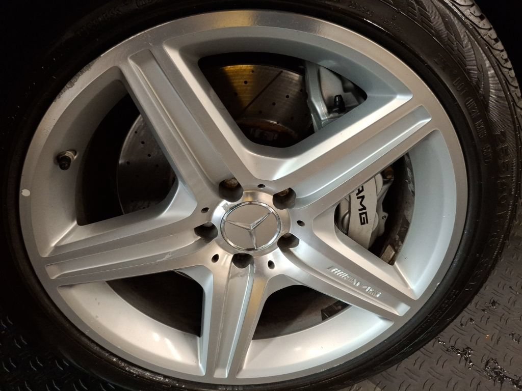Used 2008 Mercedes-Benz SL 55 AMG image 4