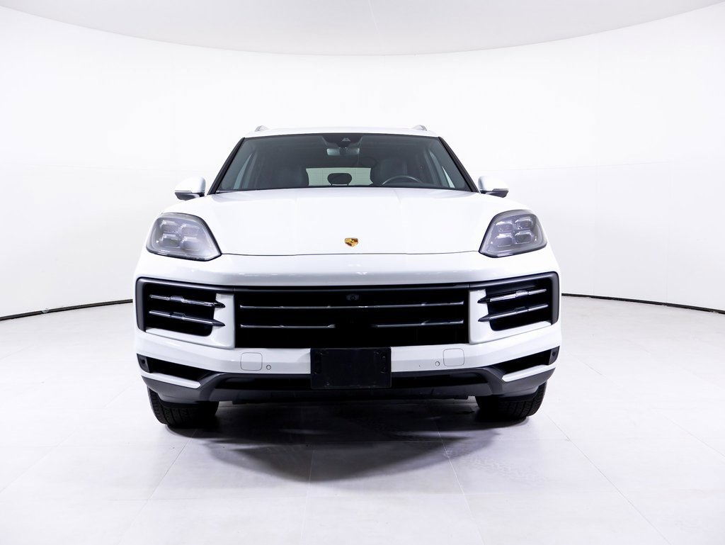 Used 2024 Porsche Cayenne image 25