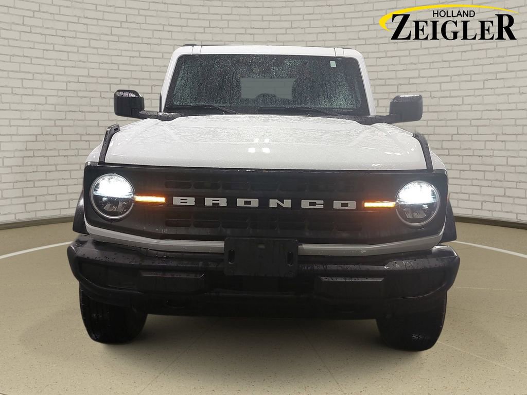 Used 2025 Ford Bronco Big Bend AWD/4WD image 2