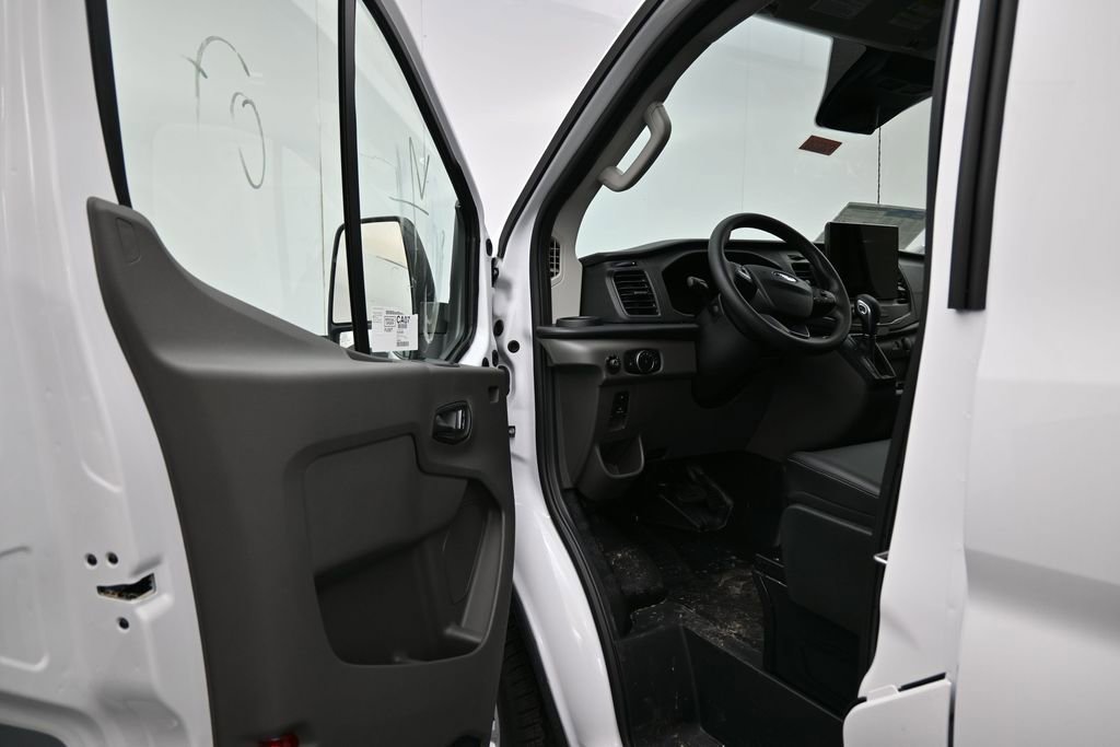 New 2026 Ford Transit 250 Low Roof RWD image 9