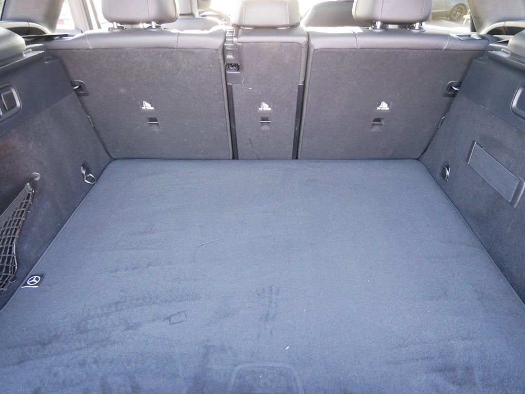 Used 2023 Mercedes-Benz GLC 300 4MATIC image 12