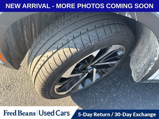 Used 2024 Mitsubishi Outlander SE image 9