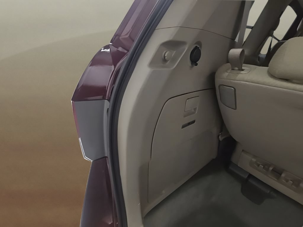 Used 2016 Honda Odyssey SE image 19