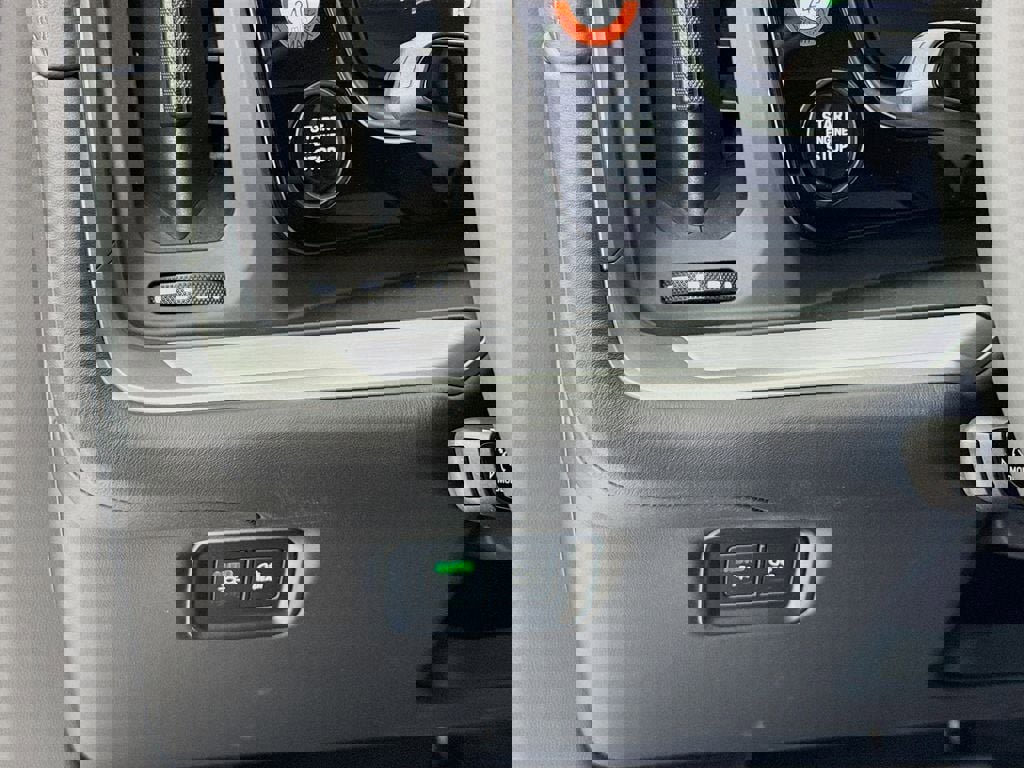 New 2026 Porsche Cayenne S AWD/4WD image 16