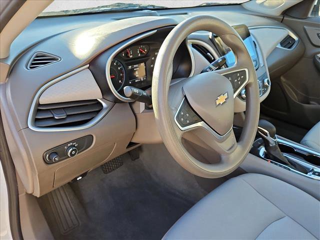 Used 2022 Chevrolet Malibu LT image 8