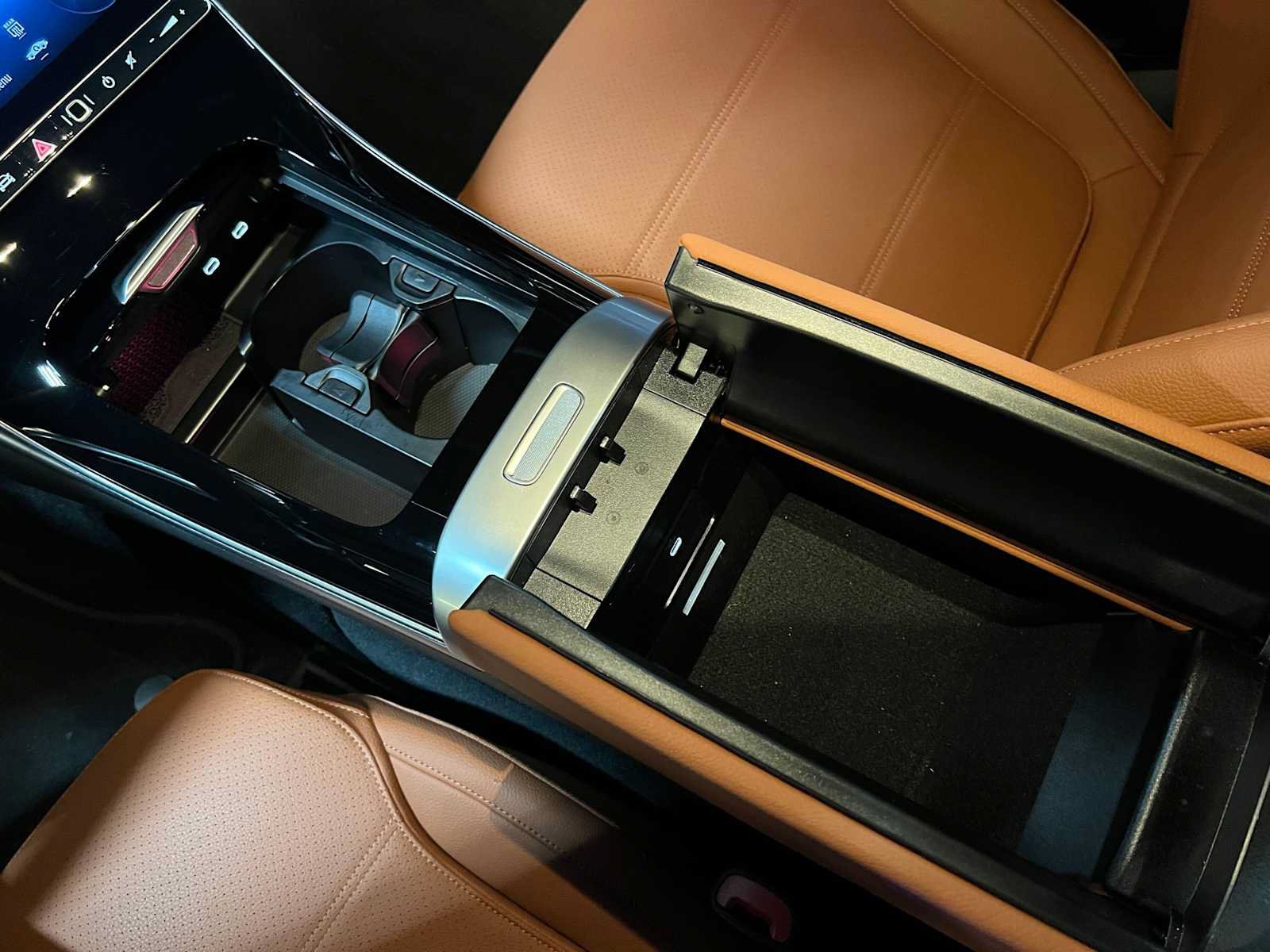 Certified 2026 Mercedes-Benz C 300 4MATIC Sedan image 35