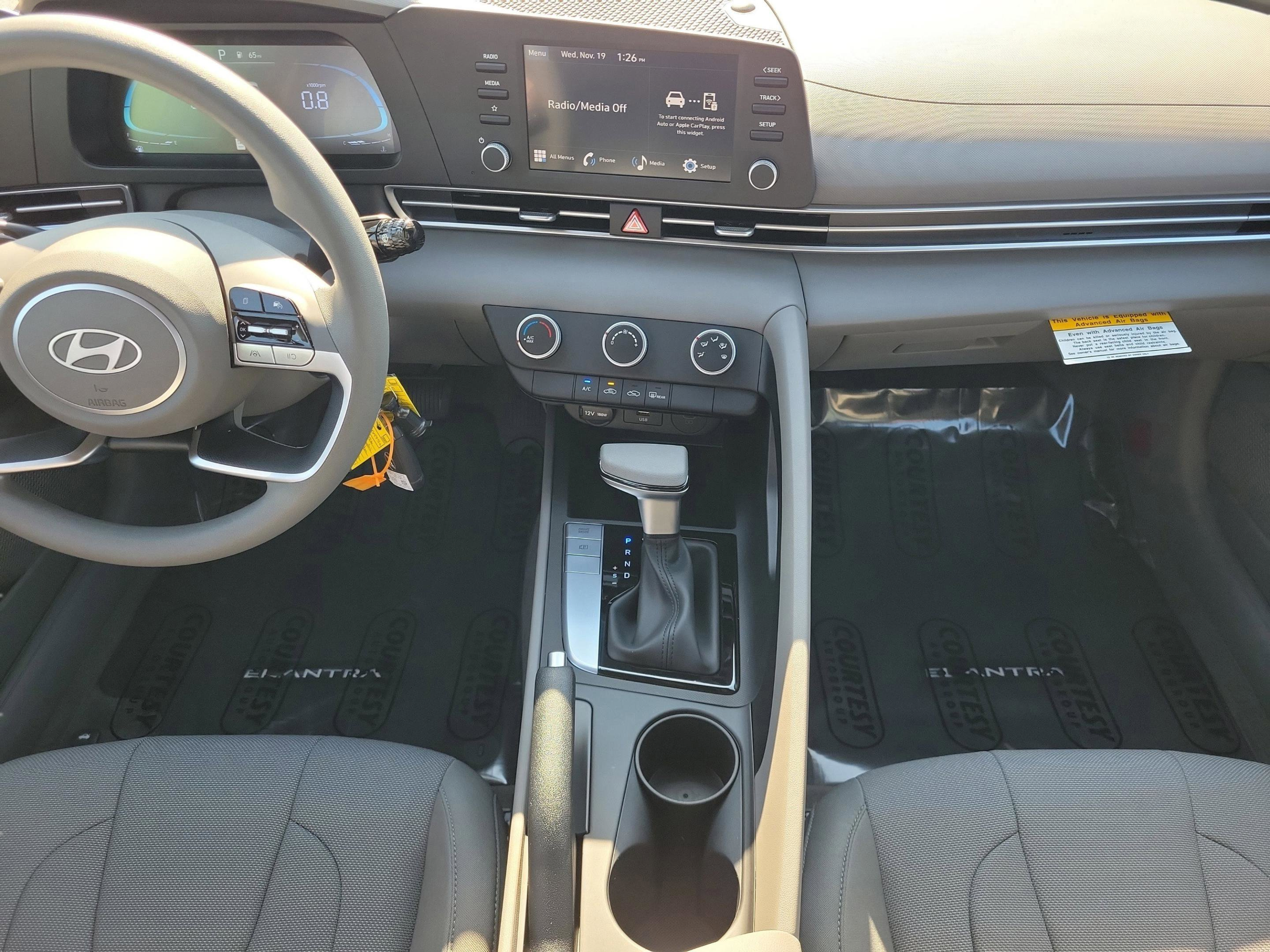 New 2026 Hyundai Elantra SE FWD image 20