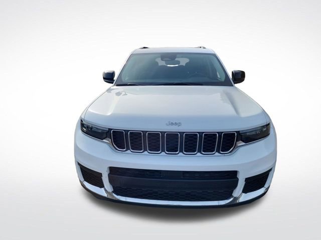 Used 2023 Jeep Grand Cherokee L Laredo image 8