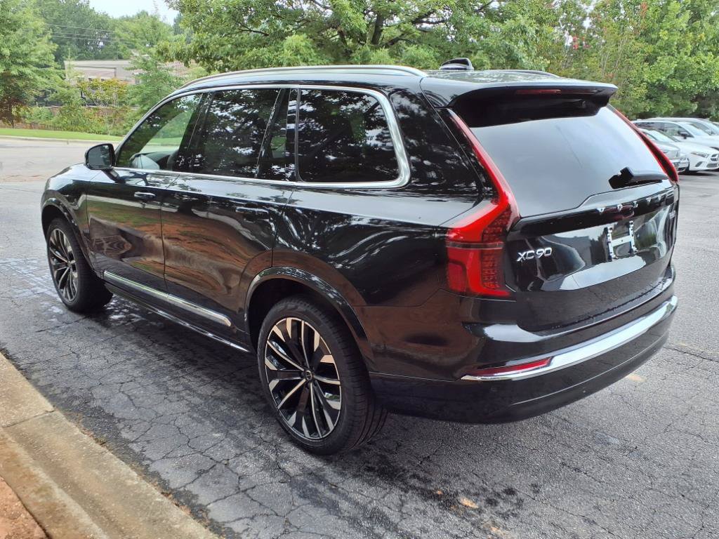 New 2026 Volvo XC90 B6 Plus w/ Protection Package Premier AWD/4WD image 8