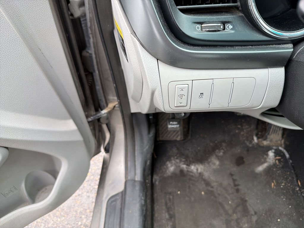 Used 2013 Kia Optima LX w/ Convenience Pkg image 11