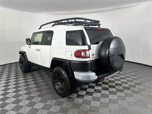 Used 2014 Toyota FJ Cruiser 4WD w/ Upgrade Package image 4
