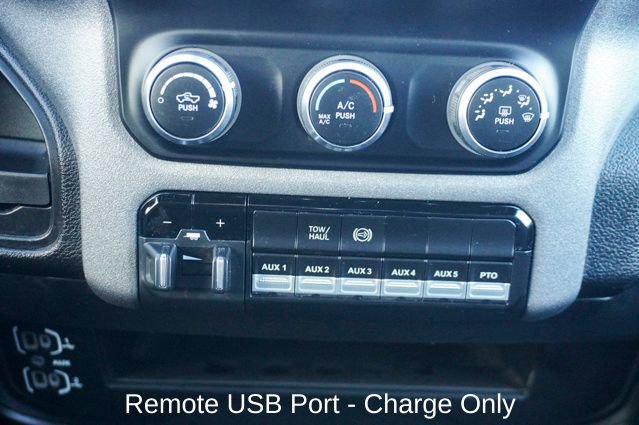 Used 2024 RAM 3500 Tradesman w/ Chrome Appearance Group image 13