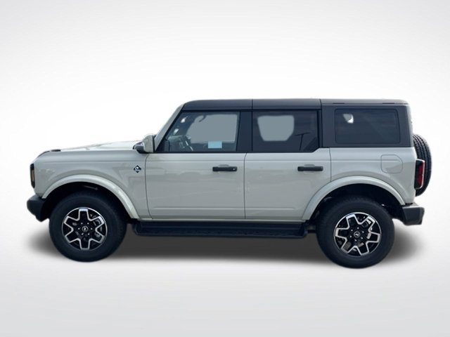 New 2026 Ford Bronco Outer Banks AWD/4WD image 4