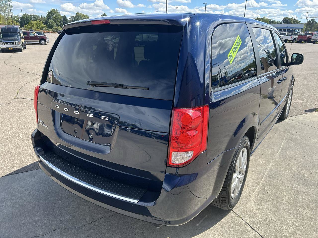 Used 2015 Dodge Grand Caravan SE w/ Quick Order Package 29E SE FWD image 5