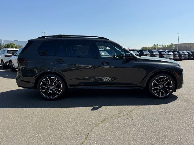 New 2026 BMW X7 M60i image 7