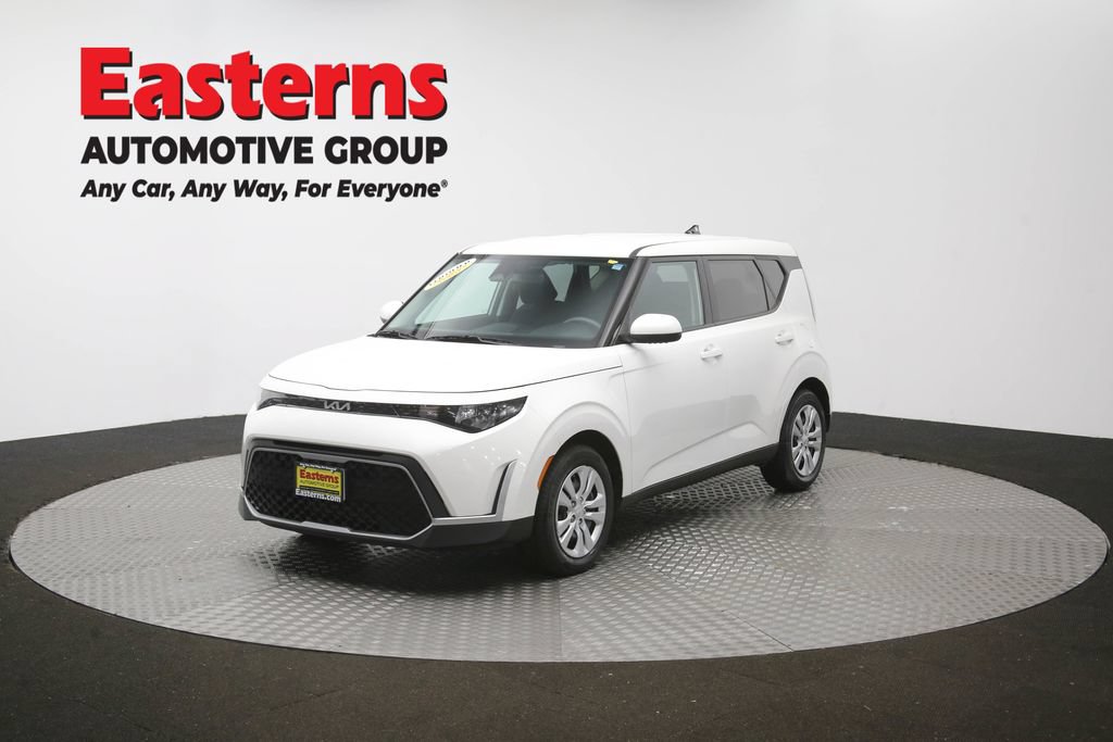 Used 2023 Kia Soul LX FWD image 56