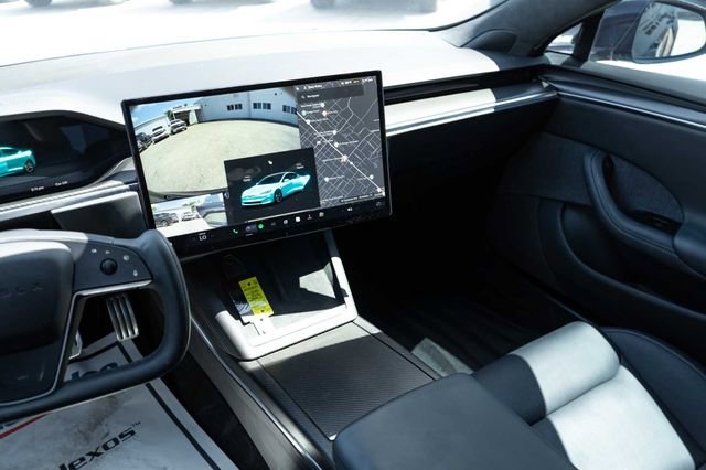 Used 2022 Tesla Model S Plaid image 17