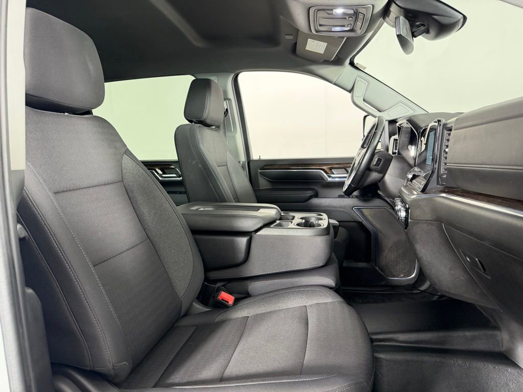 Used 2024 GMC Sierra 3500 SLE w/ SLE Convenience Package image 30