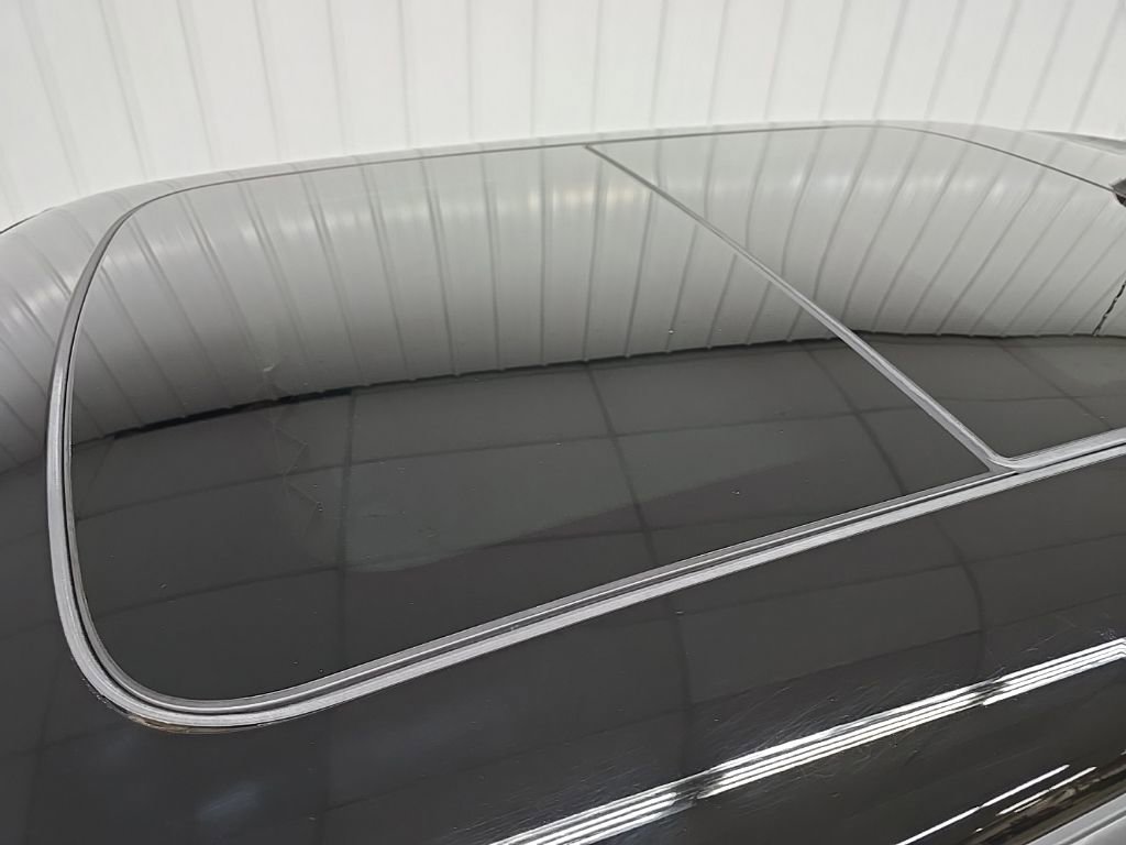 Used 2023 MINI Cooper S image 30