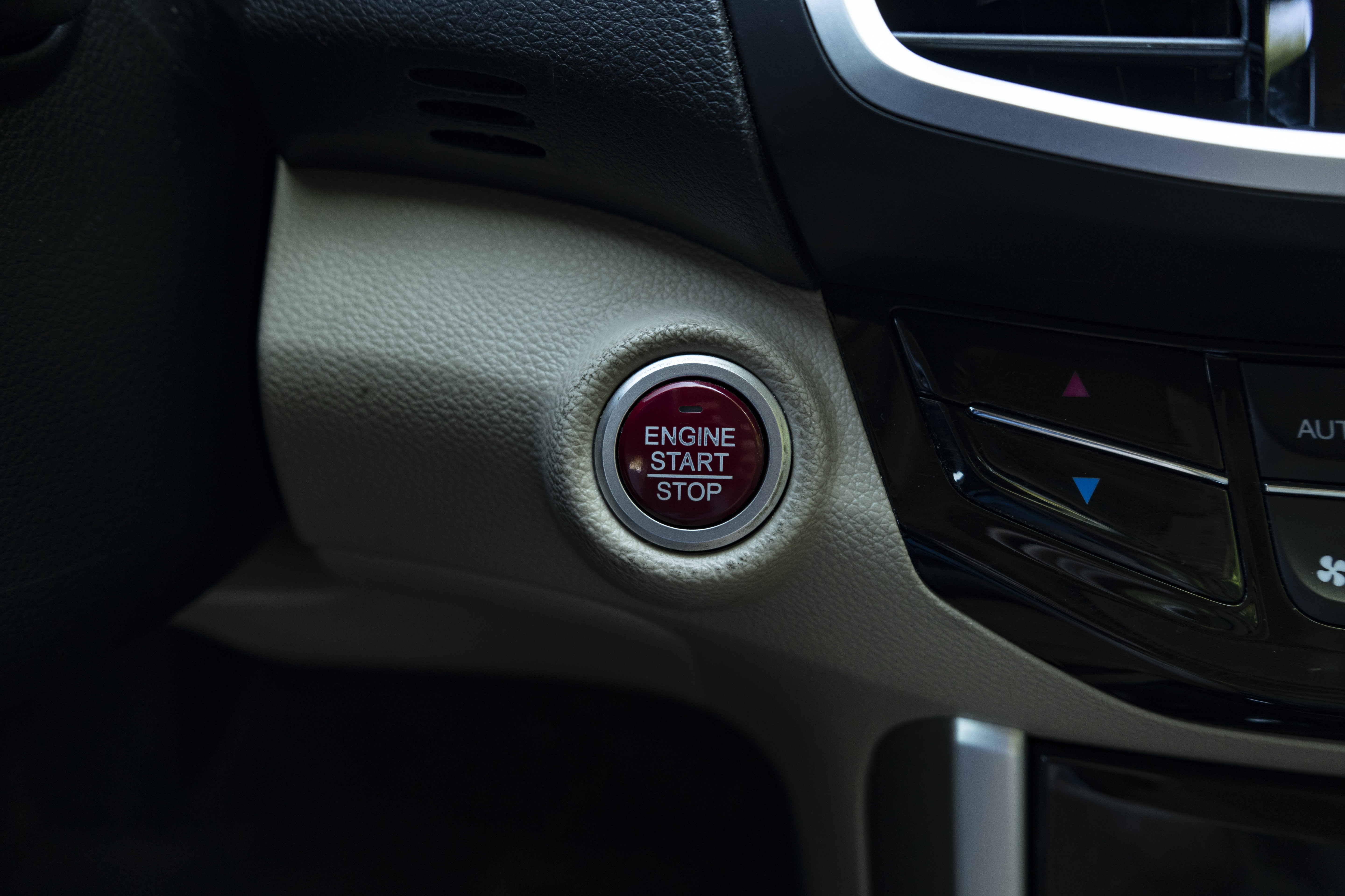 Used 2016 Honda Accord EX-L image 25