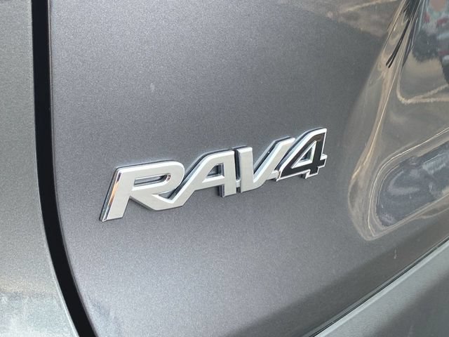 Used 2025 Toyota RAV4 LE AWD/4WD image 29
