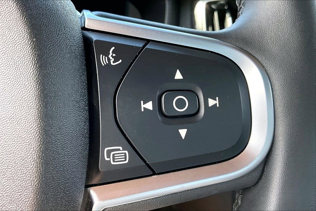 Used 2024 Volvo S60 B5 Core image 11