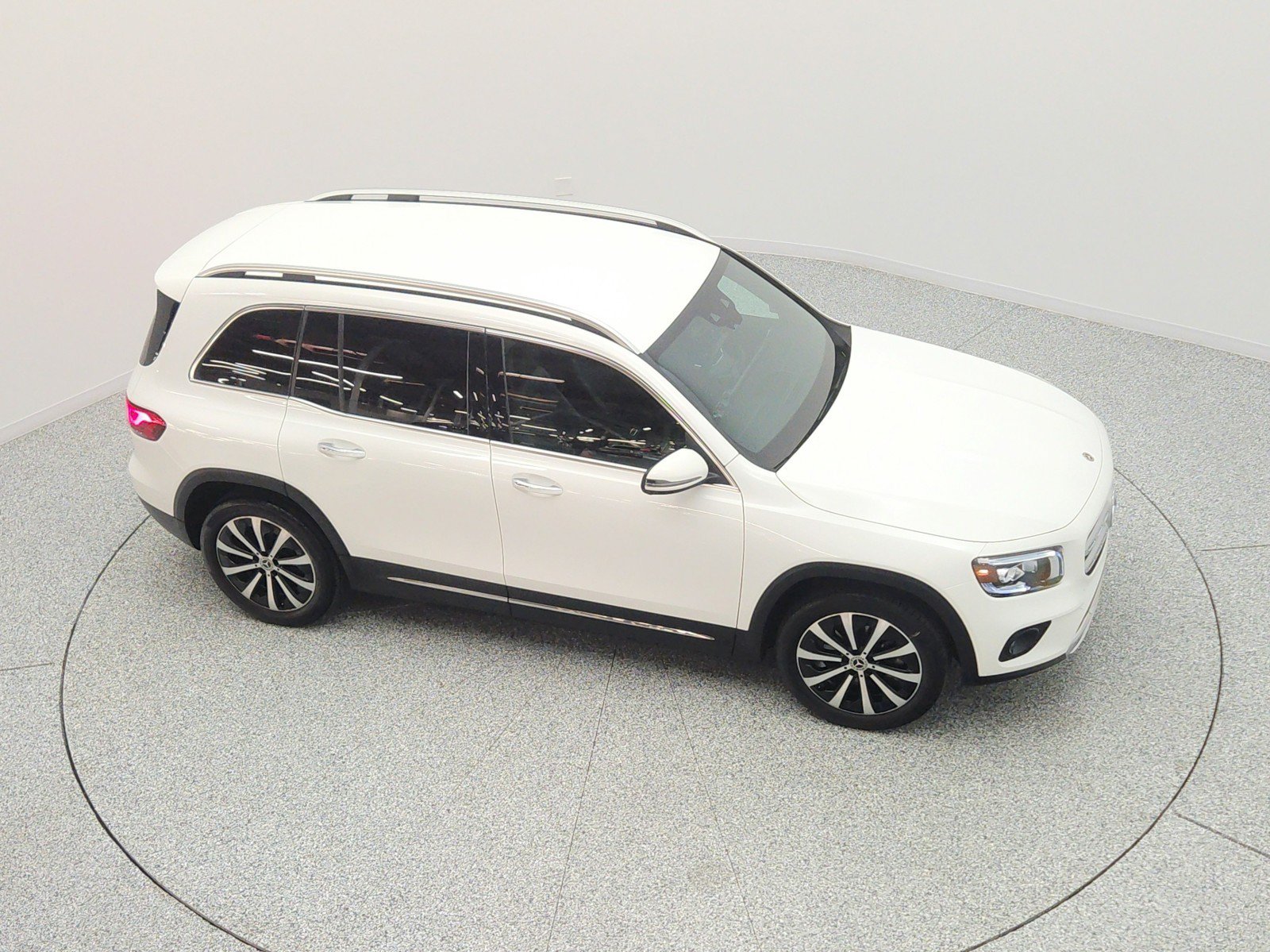 Used 2022 Mercedes-Benz GLB 250 image 25