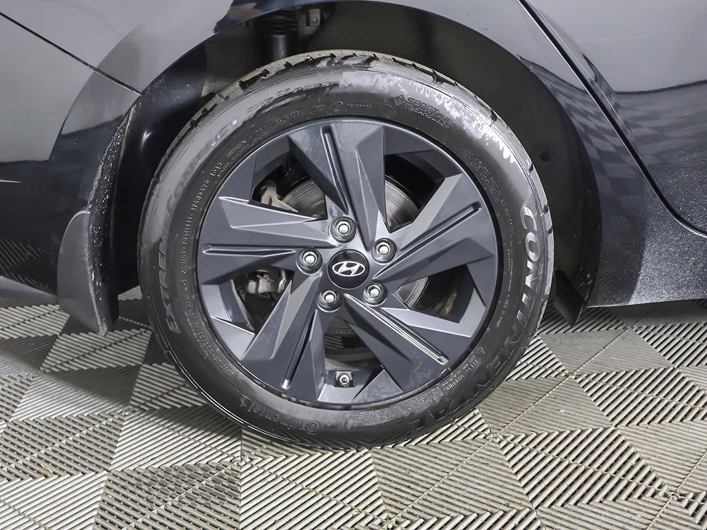 Used 2023 Hyundai Elantra Blue w/ Winter Weather Package image 20